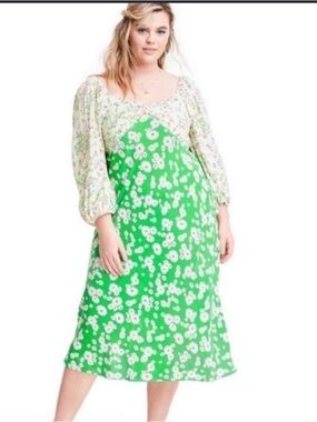 RIXO Green and Cream Floral Midi Dress